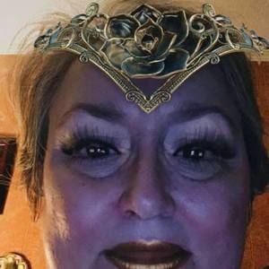 Meet your Posher, Dinah